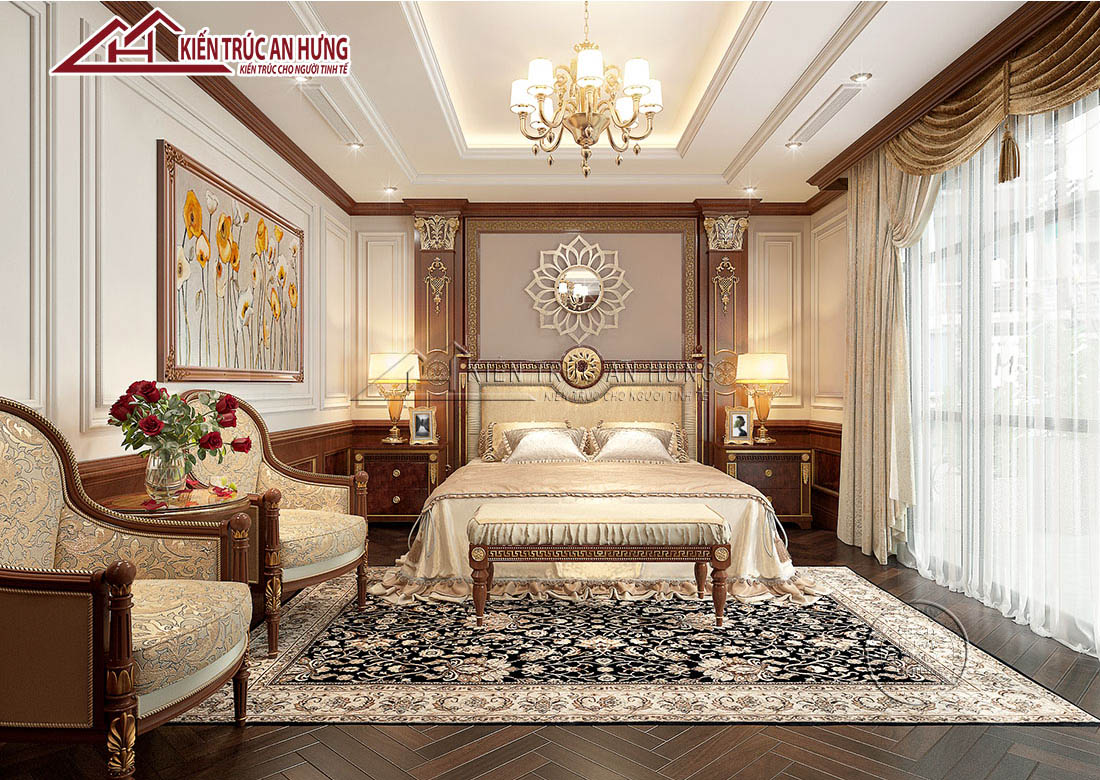 Điểm nổi bật của phòng ngủ là chiếc giường bằng gỗ lớn, ghế không tựa dài, ghế bành đơn nơi góc phòng, tủ gỗ đầu giường, thảm trải sàn thêu hoa
