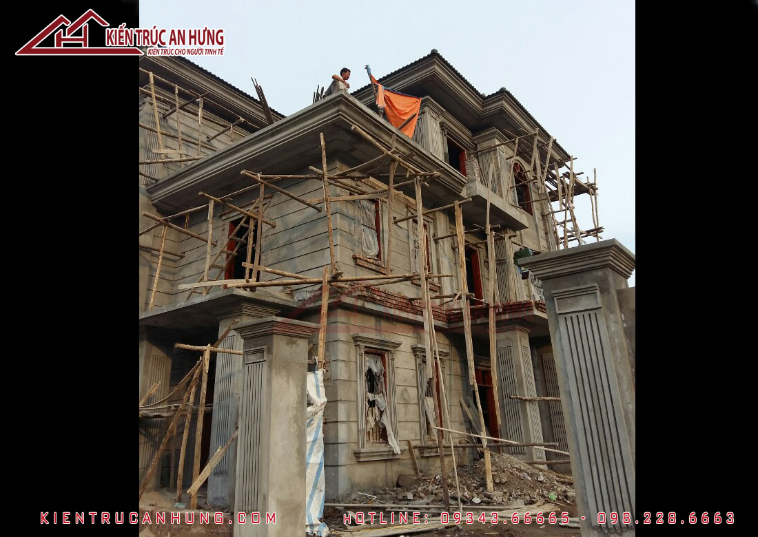 Biệt thự tân cổ điển tại Thái Nguyên đang trong quá trình hoàn thiện